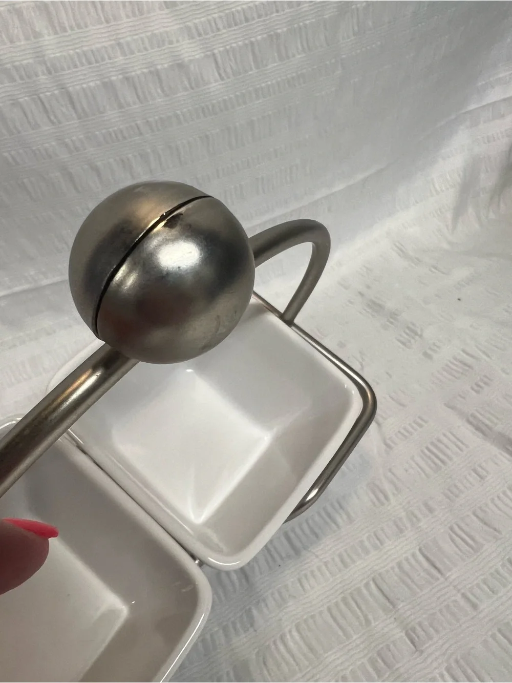 The Pampered Chef two white